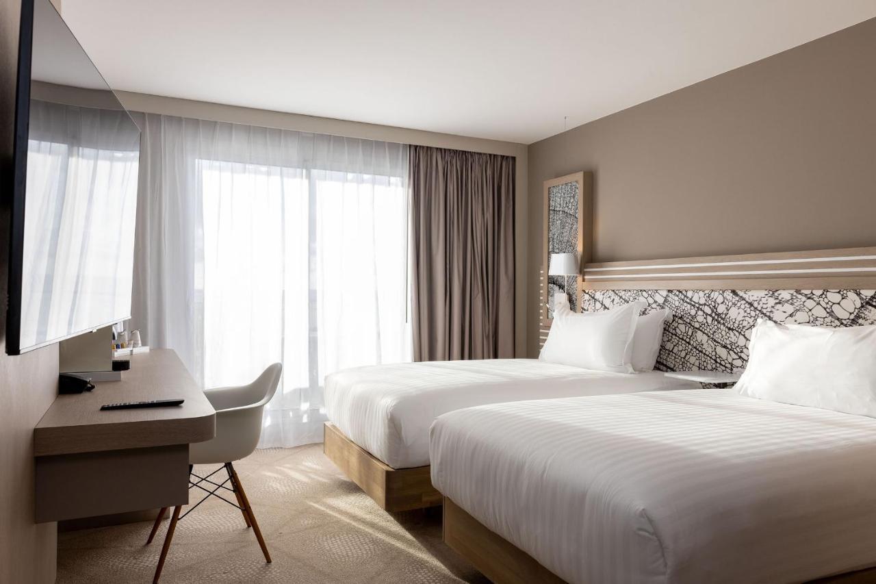 Hilton Garden Inn Le Havre Centre Exterior photo