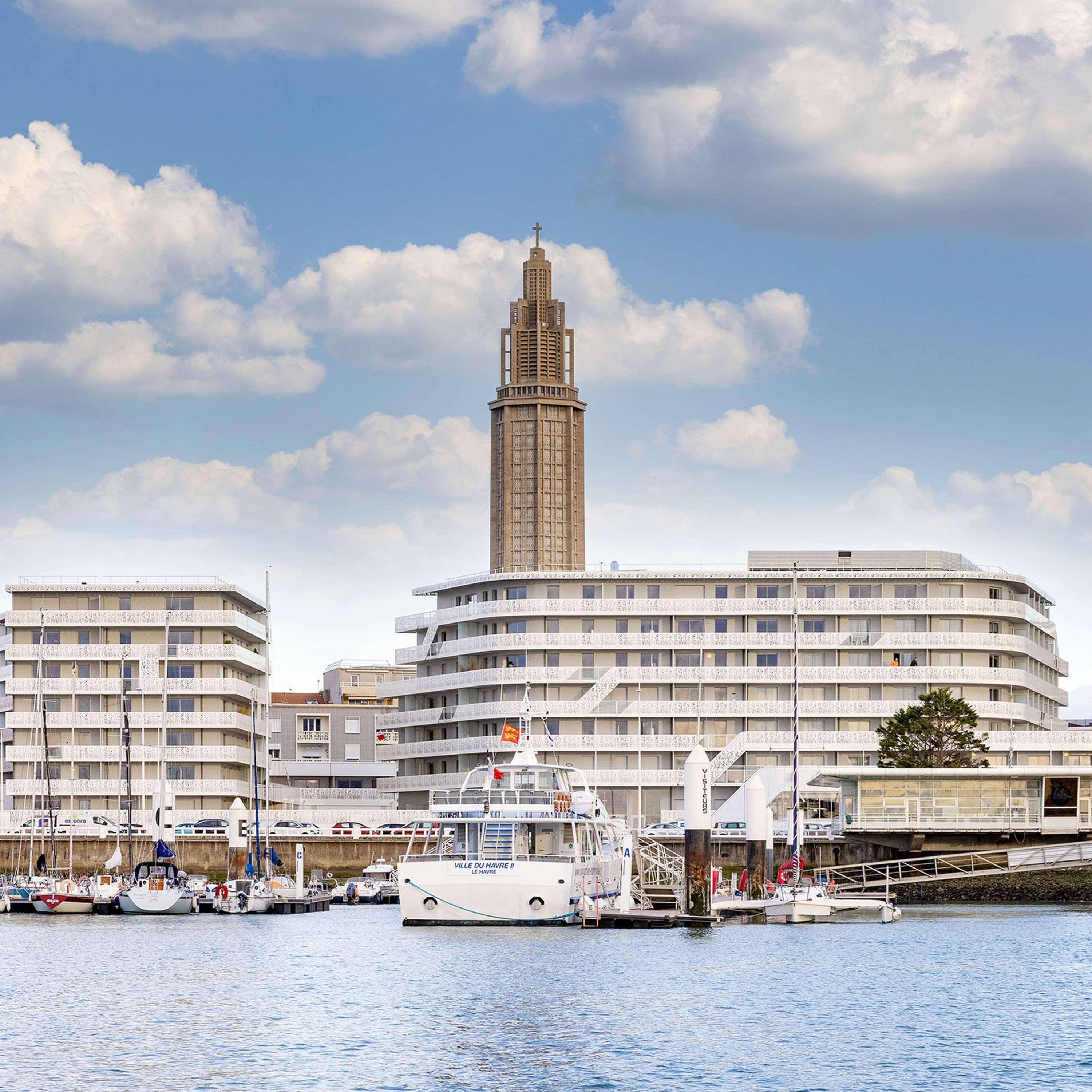 Hilton Garden Inn Le Havre Centre Exterior photo